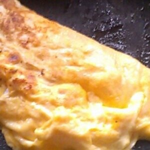 作りおきそぼろで簡単 チーズそぼろオムレツ レシピ 作り方 By かっぺ4217 楽天レシピ